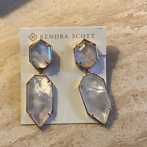 Kendra Scott Mother of Pearl Gold Drop Dangle Earrings